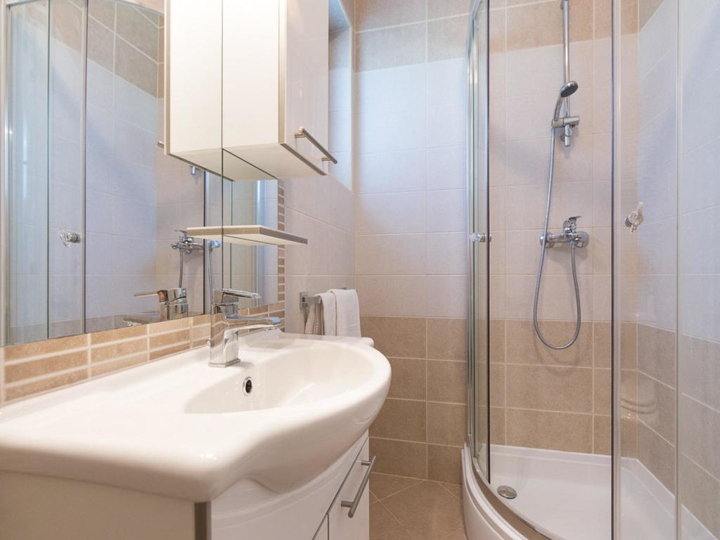 Apartments Josip Čižići Eksteriør billede