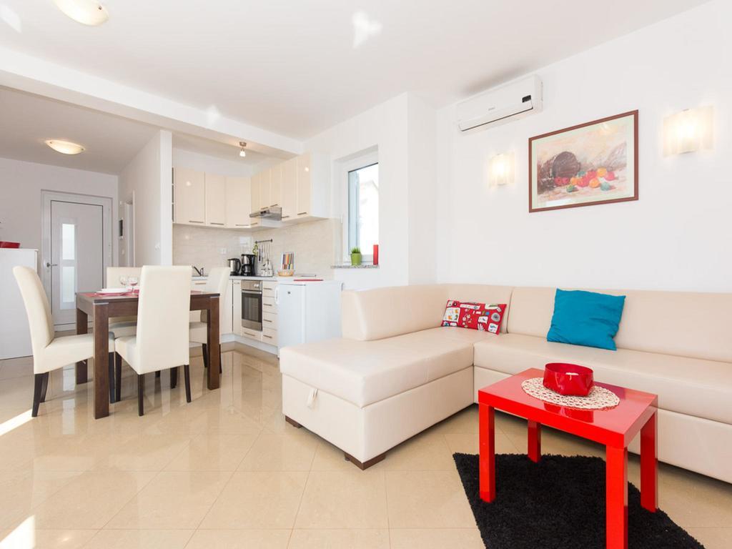 Apartments Josip Čižići Eksteriør billede