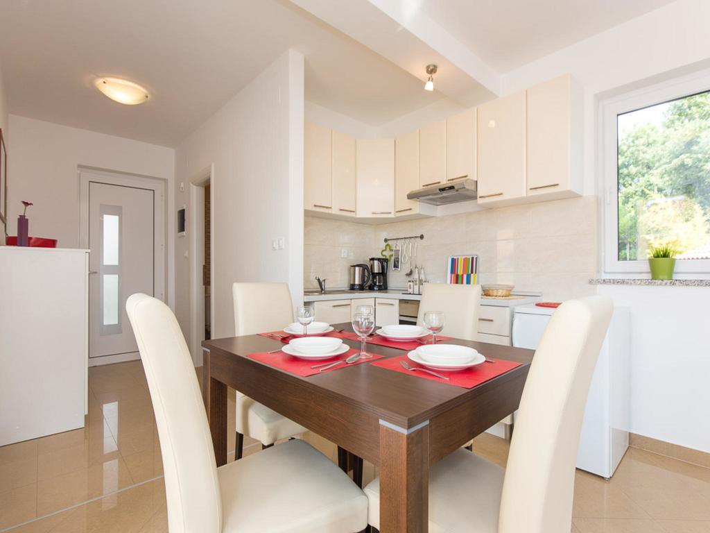 Apartments Josip Čižići Eksteriør billede