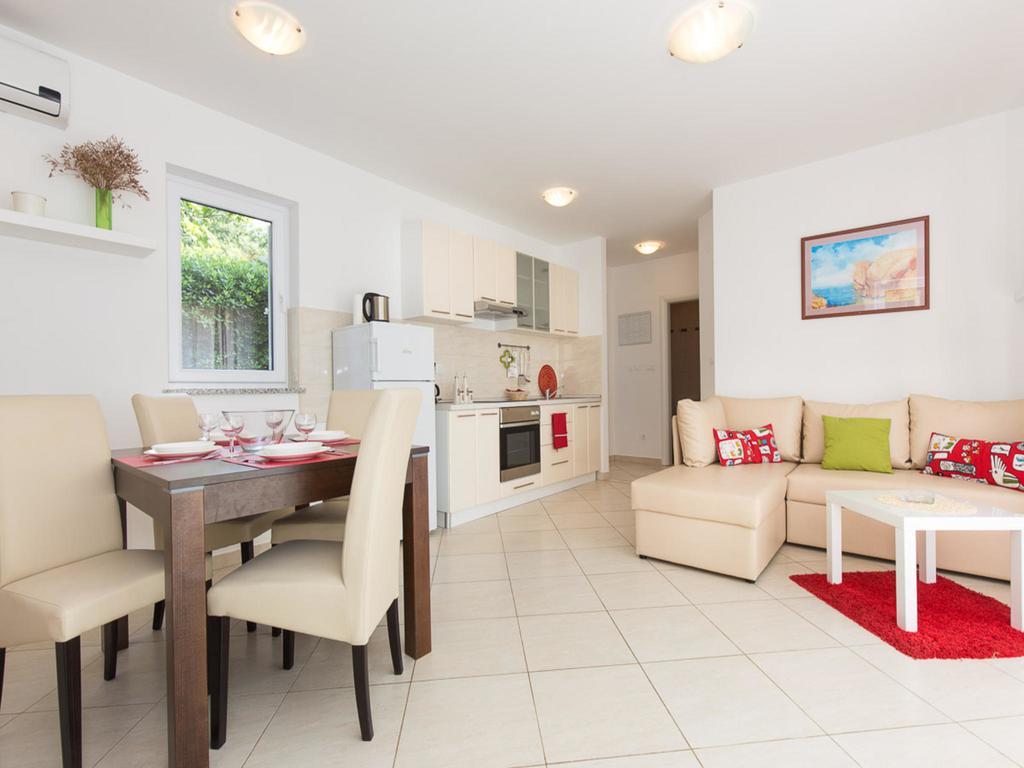 Apartments Josip Čižići Eksteriør billede