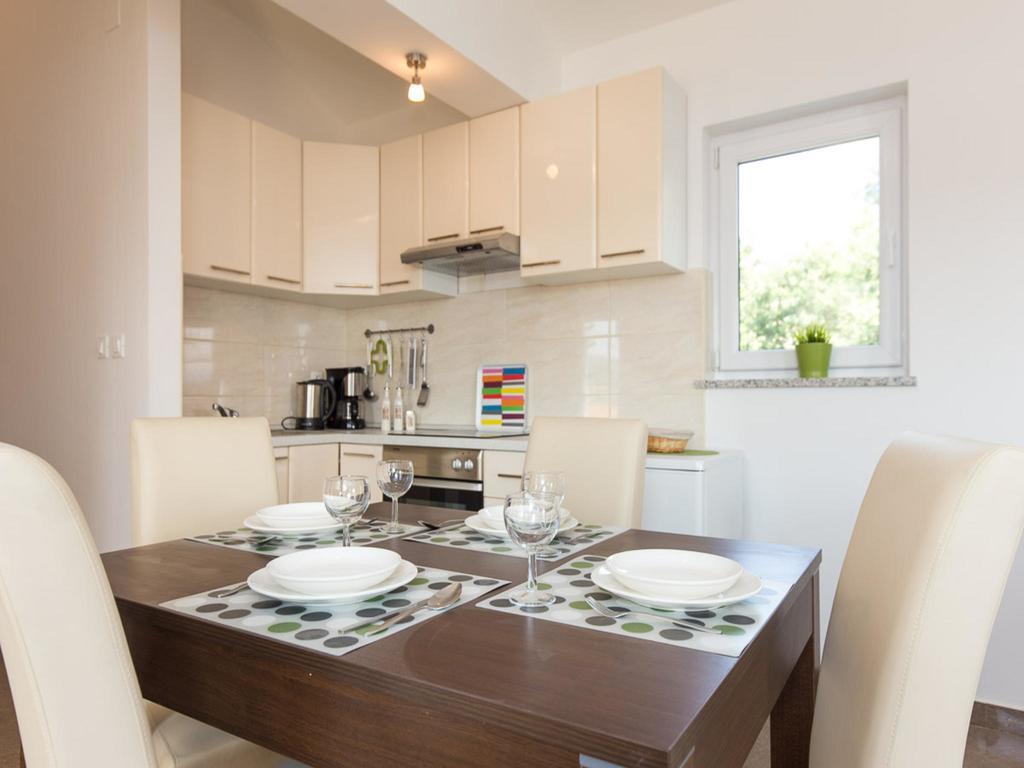 Apartments Josip Čižići Eksteriør billede